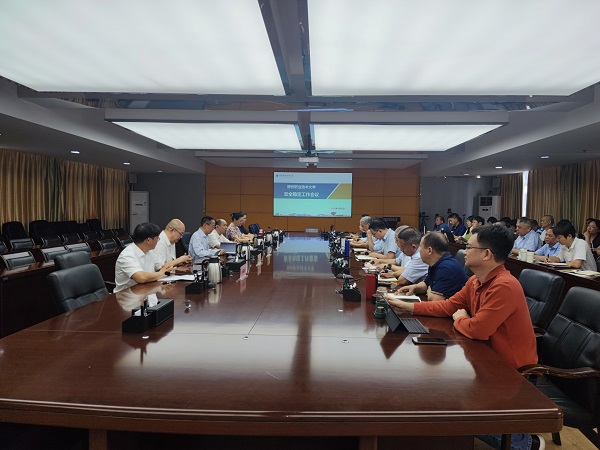 5d8bfb68e9eb403f92c1fcd9289fd850