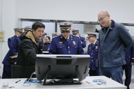 ����������Ԯ֧�ӵ�365���й�˾���н��� У��ί��������ּ�����̸