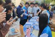 �ƾ�����������ѧԺ��չ���׷澫�񴫳��������������ס� �׷�������