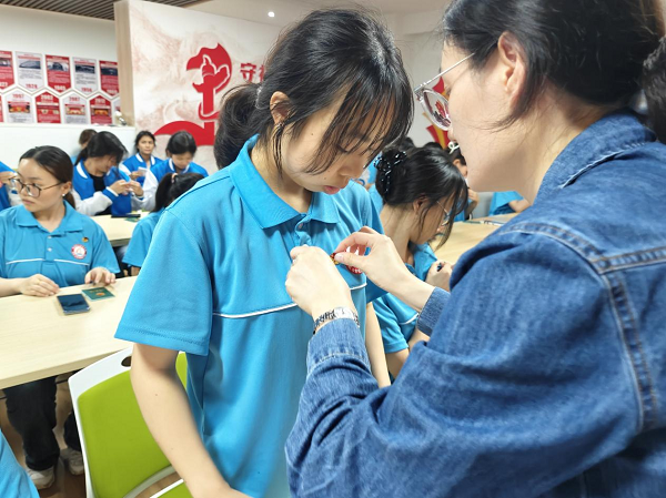 ½ÒÏþÍÅ»Õ ½ÒÏþÍÅ»Õ