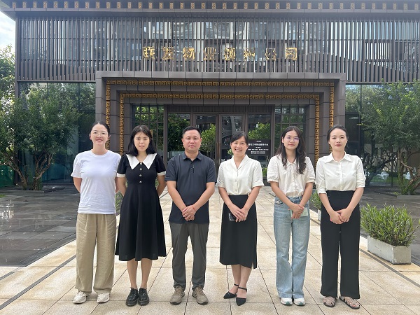 У��˫����Ӱ����