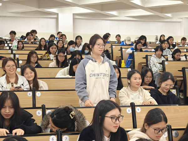 ͬÑâÃÇ·ÖÏíӰƬ¸ÐÏë ͬÑâÃÇ·ÖÏíӰƬ¸ÐÏë