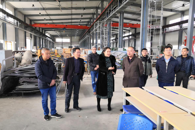 У���ʶӵ�����У���ٿ���ѧ����԰���ֳ��칫��