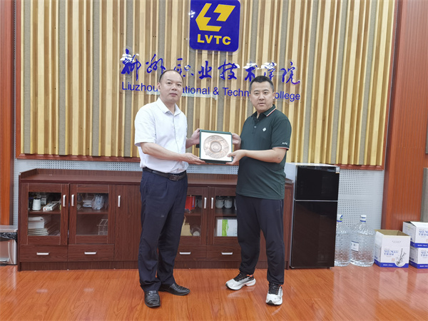 202406190958073776 202406190958073776.jpg