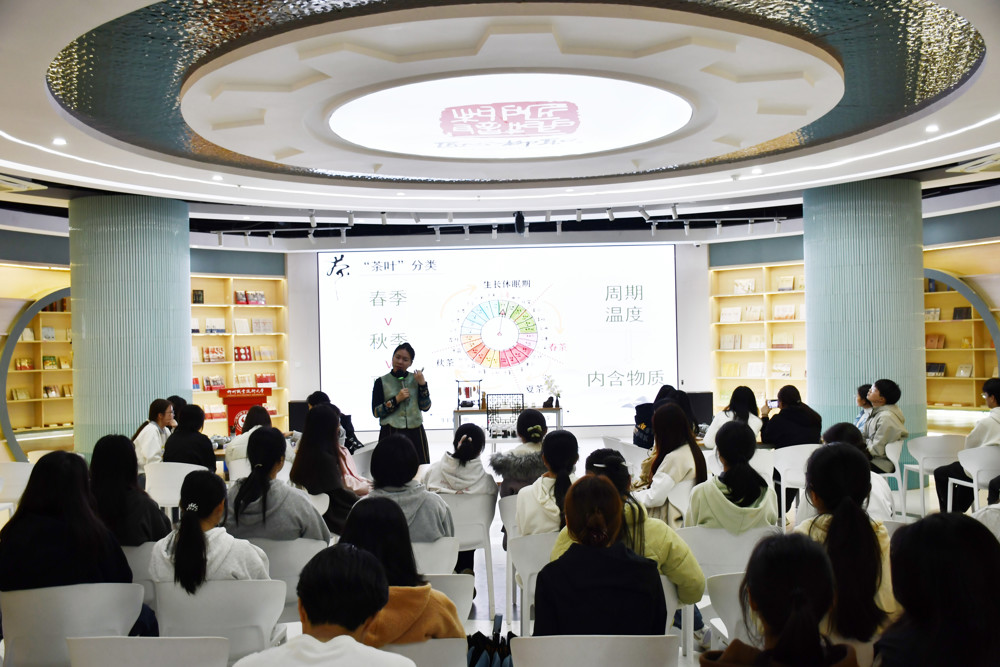 �������������֡������ݹ��������������ͽ�����Ժ