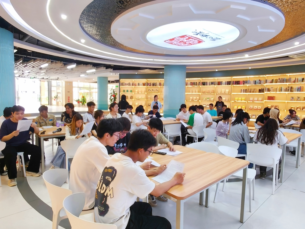 �ڳ�ʦ������ʶ�Ӣ�İ桶�������