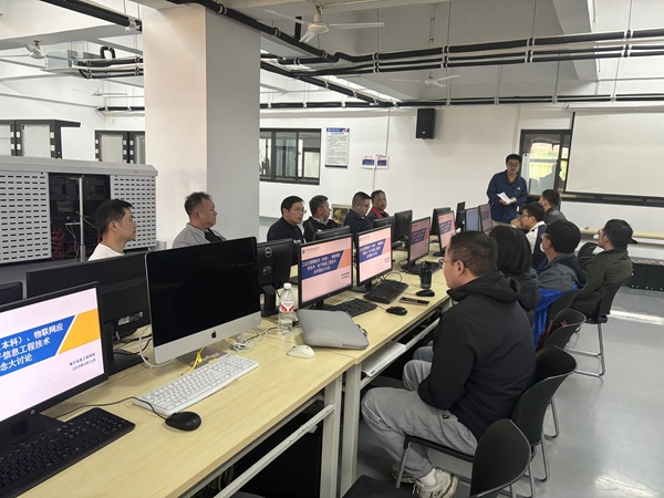 ��3С�������Ϣ��רҵ�ں�С�������ֳ�