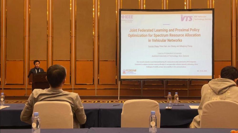 6cd7f784890a54558bcc0800655d3324