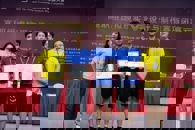 ϲѶ��365���й�˾ѧ��������ְҵԺУ���մ�������ְ�飩������ʵ��VR�������������������ٻ����¶��Ƚ�