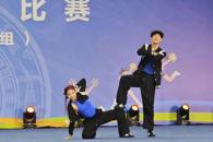 ϲѶ����365���й�˾ѧ��ն�������ʮ�Ľ�ѧ���˶�������ھ�