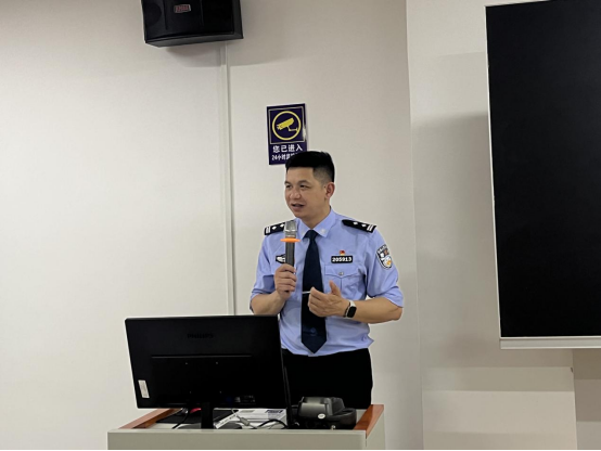 d5fb69e043ad4b2eb9ac7a1c0a05dcf4