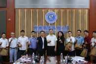 365���й�˾����Խ��³�๤�����ڹ��̻�е����ϯ��ѵ