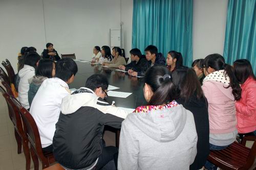 20121204090841657 20121204090841657