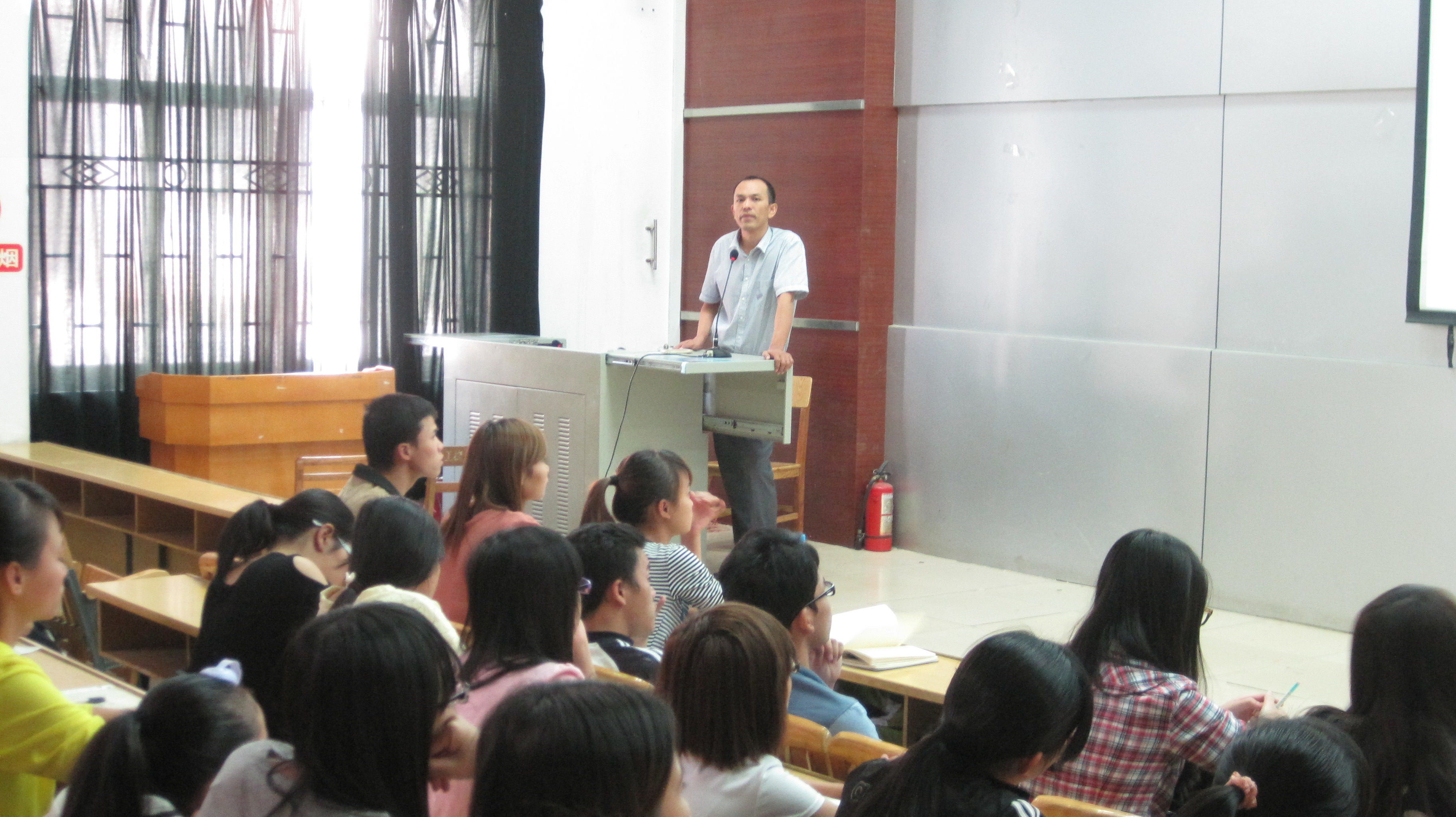 �㶫��ͨ�˲��������Ŷ�ݸ�ֹ�˾˾����־���ڽ���