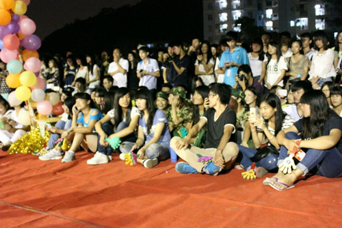 �𾢼��뻥���Ĺ�����