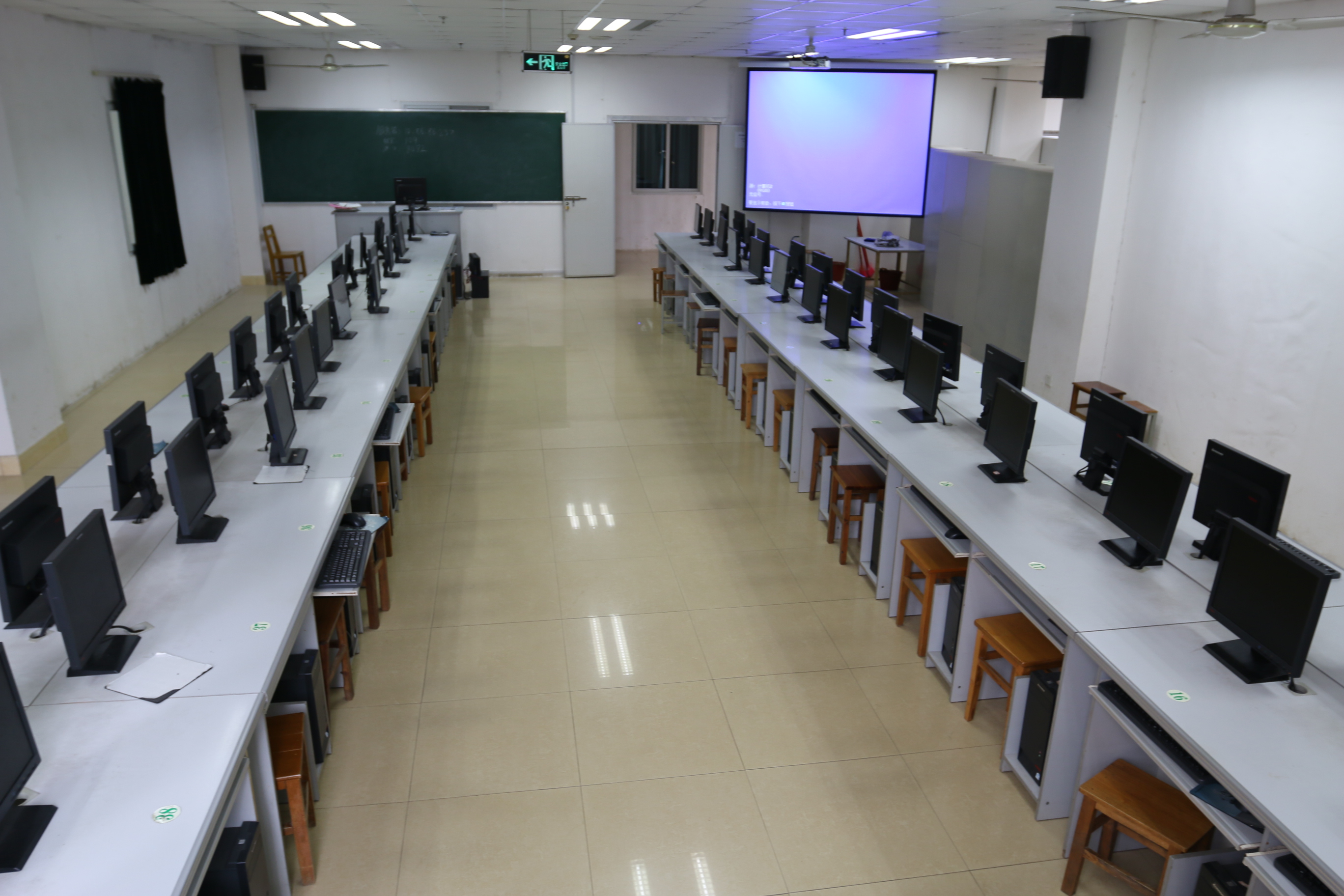 365���й�˾(Ӣ��)����-�ٷ���վ