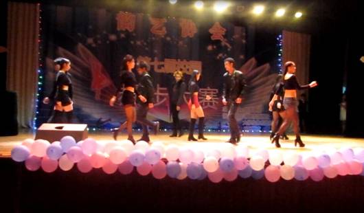 365���й�˾(Ӣ��)����-�ٷ���վ