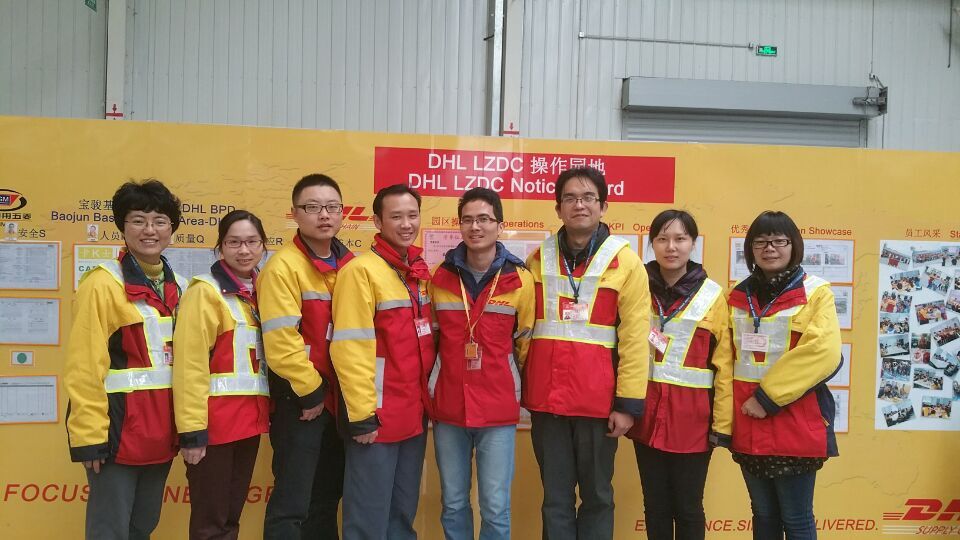 20150309170041158 现代学徒制评估师学习交流合影