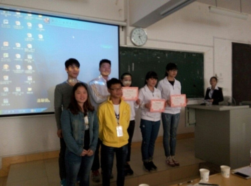 �񽱰༶������Ӱ