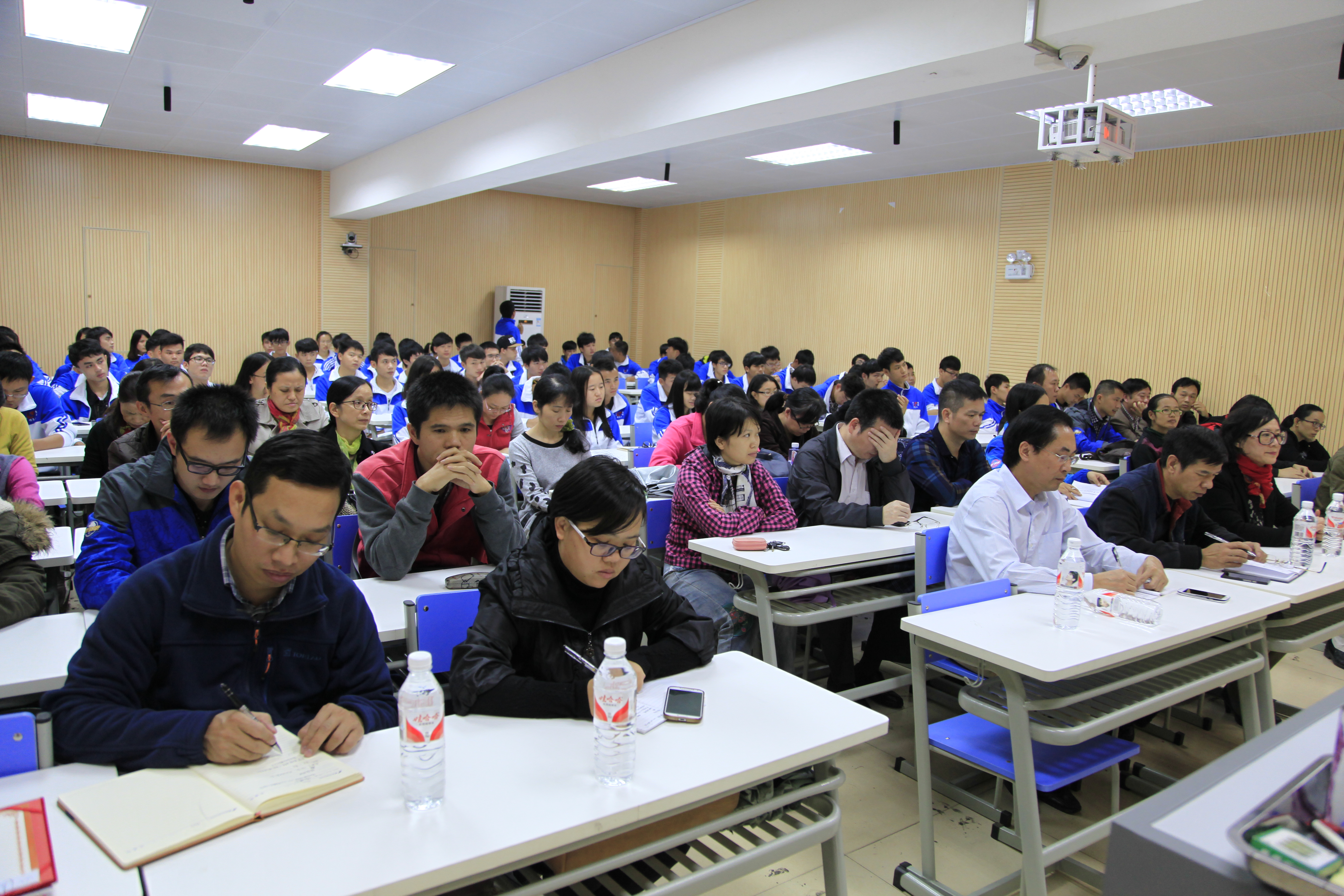 20151120093720737 20151120093720737