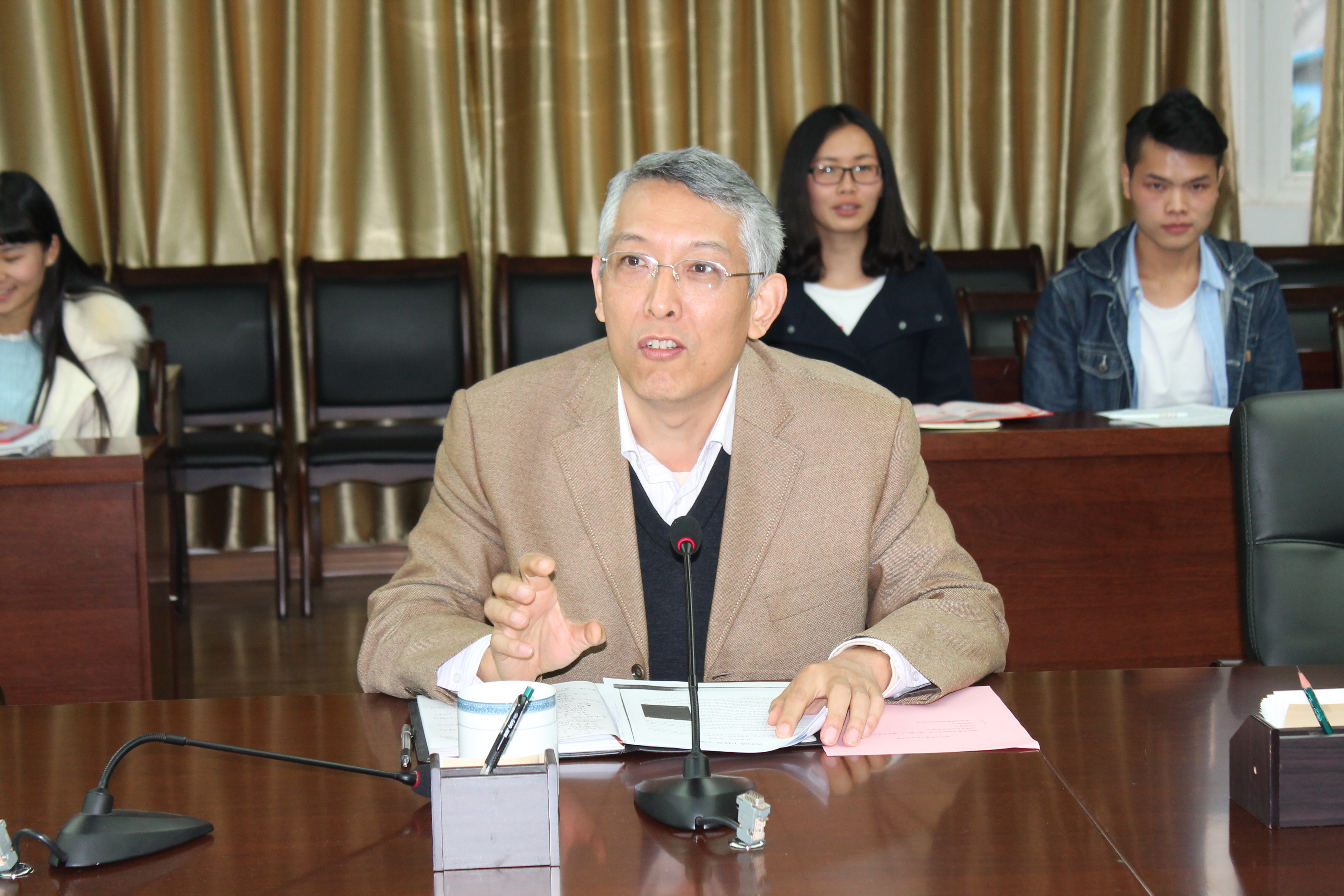 20151203142332628 20151203142332628