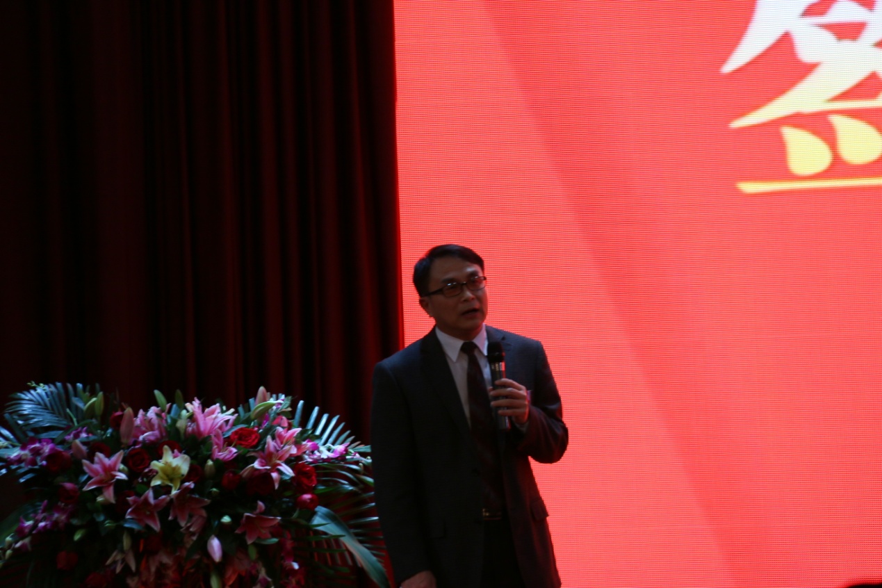 20160106084827178 林若森副院长在签约仪式上致辞