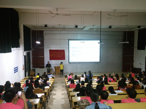 ��ǰ��ѵ�о���ģ��������