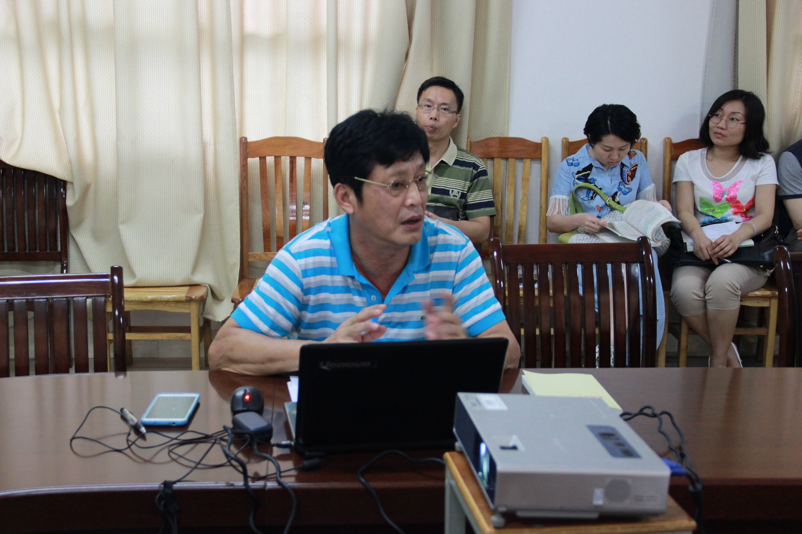 ���¾�����������������������ġ�����ѧһ����ר��ѧϰ����