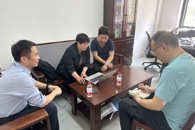 �������ظڴپ�ҵ��������ʳ�﹤��ѧԺԼ�붫ݸ���ʳ�����޹�˾��У����