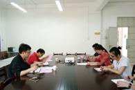 У�򵼵�������ʳ�﹤��ѧԺ��չר�����