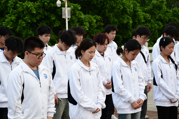 Ĭ°§Èý·ÖÖÓ Ä¬°§Èý·ÖÖÓ