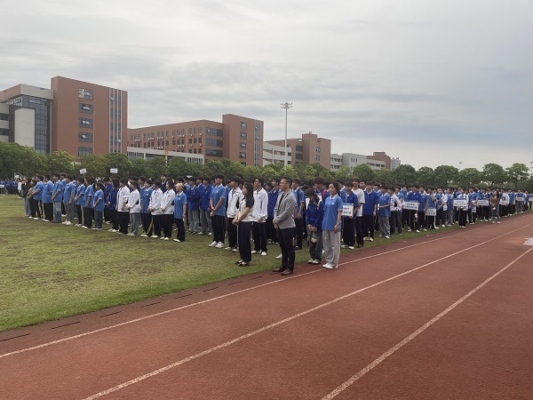 �����ֳ�