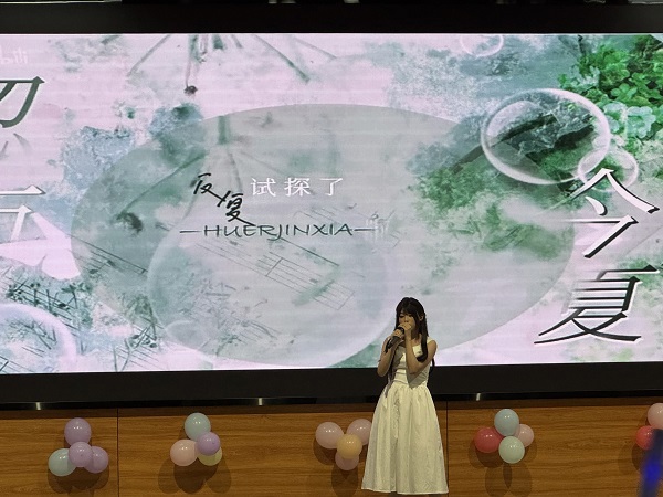 ѡ�־����ݳ�