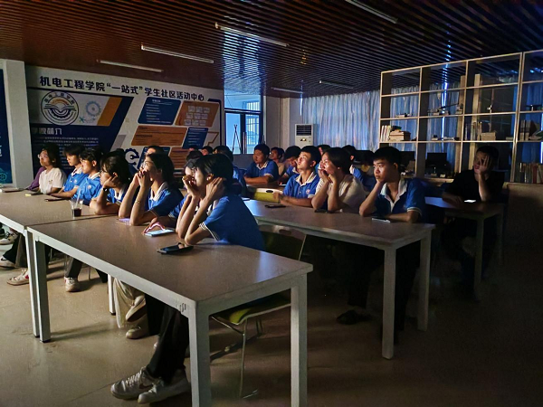 ͬ���������Ӱ