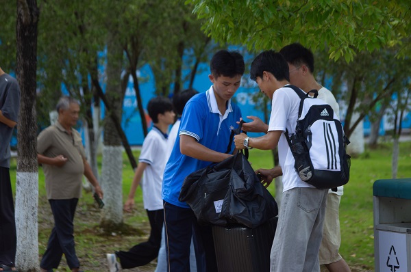 ��Ը������������������