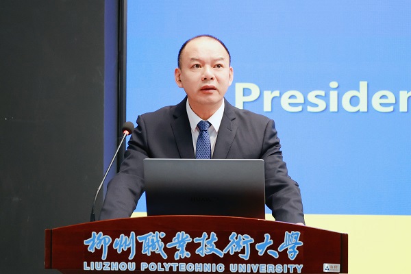 �ʽ����´�