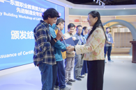 365���й�˾Բ�����ӡ��8������ѧԺ�Ƚ���������ʦ����ѵ