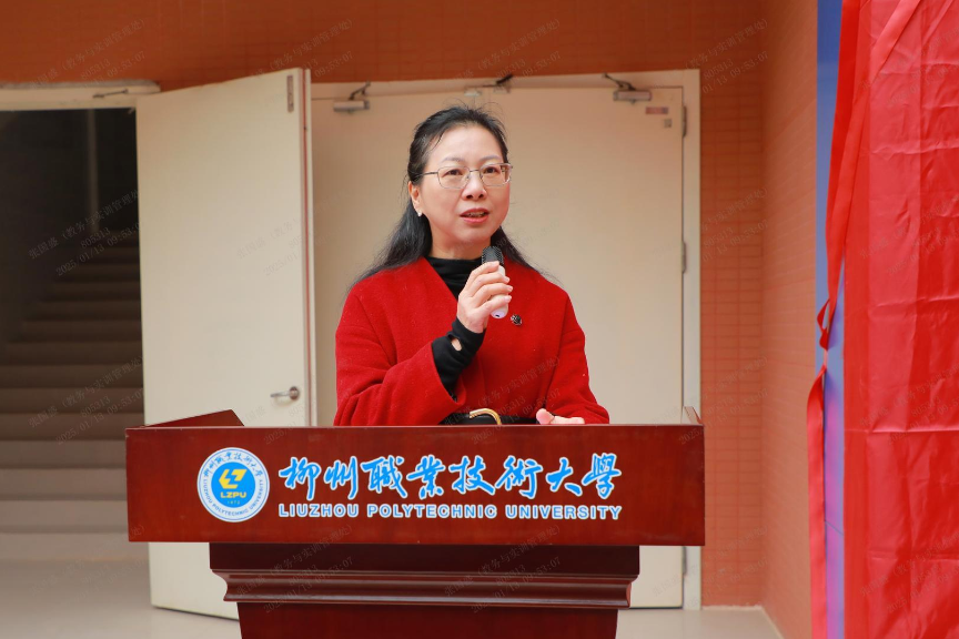 585a5f09bea54ab1bee76a0ffdd28a12