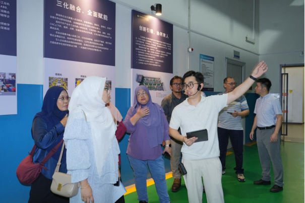 9544ec8a919840eaacfccc6e73237bf6