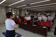 ����������չ��ְ��Ӧ���Ȼ���ѵ