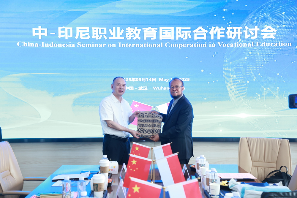 c1482f1ddb6d4e11a1245757e796fa2a