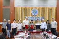 365���й�˾��ߵȽ������������޹�˾����ս���������Э��ǩԼ��ʽ