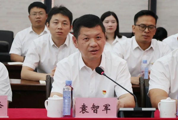 �������ŵ�ί������������³�Ԭ�Ǿ�����