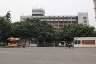 �����������Ϊ�����е��κ�Զ����ʫ--����У���������У��С��