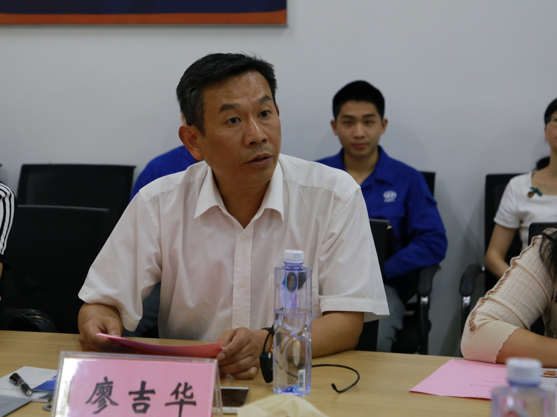 5860c93d035749efbb51486840575d5c