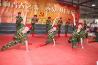 �����ഺ֮�裬����ʱ��ʹ������ѧУ����У���ഺ���񵳵�ʮ�Ŵ���������