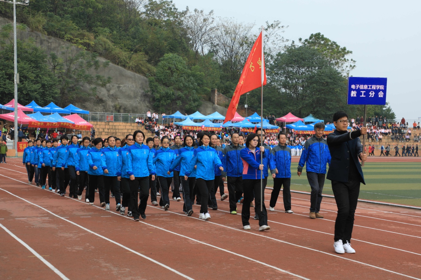 201712081707454725 201712081707454725.Jpeg