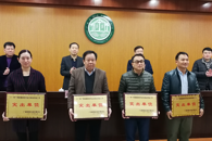     ϲѶ����365���й�˾����17������������У��ҵ����ҵ��ҵͻ����λ