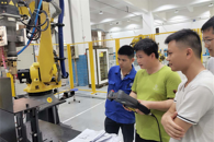 365���й�˾���С�����ͨ�����⹤��ʦFANUC��ҵ��е����ѵ�ࡱ��ҵ��ʽ