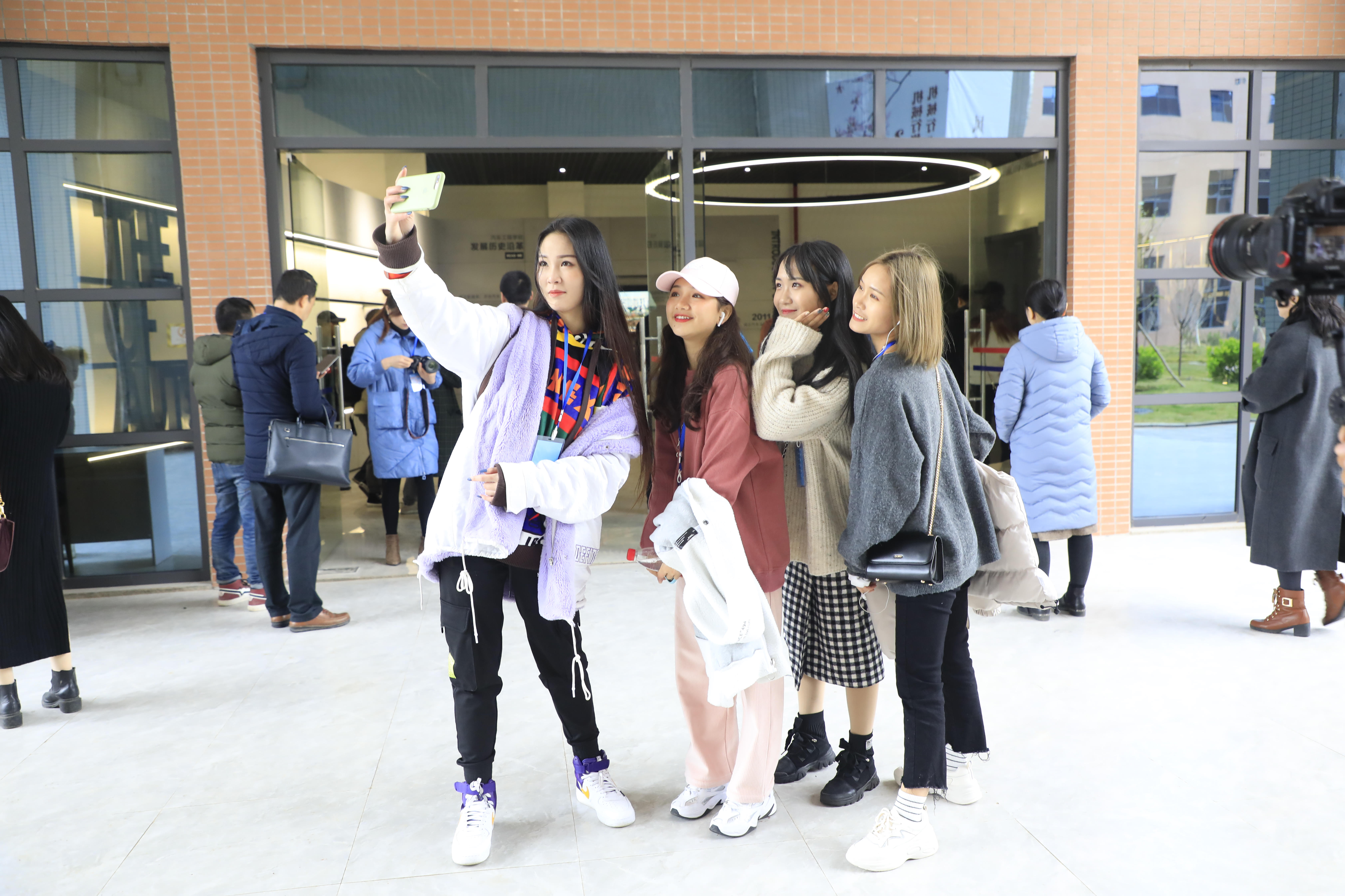 201912242101339479.jpg 201912242101339479.jpg